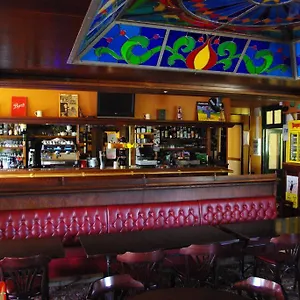 L'auberge Fleurie Le Nayrac